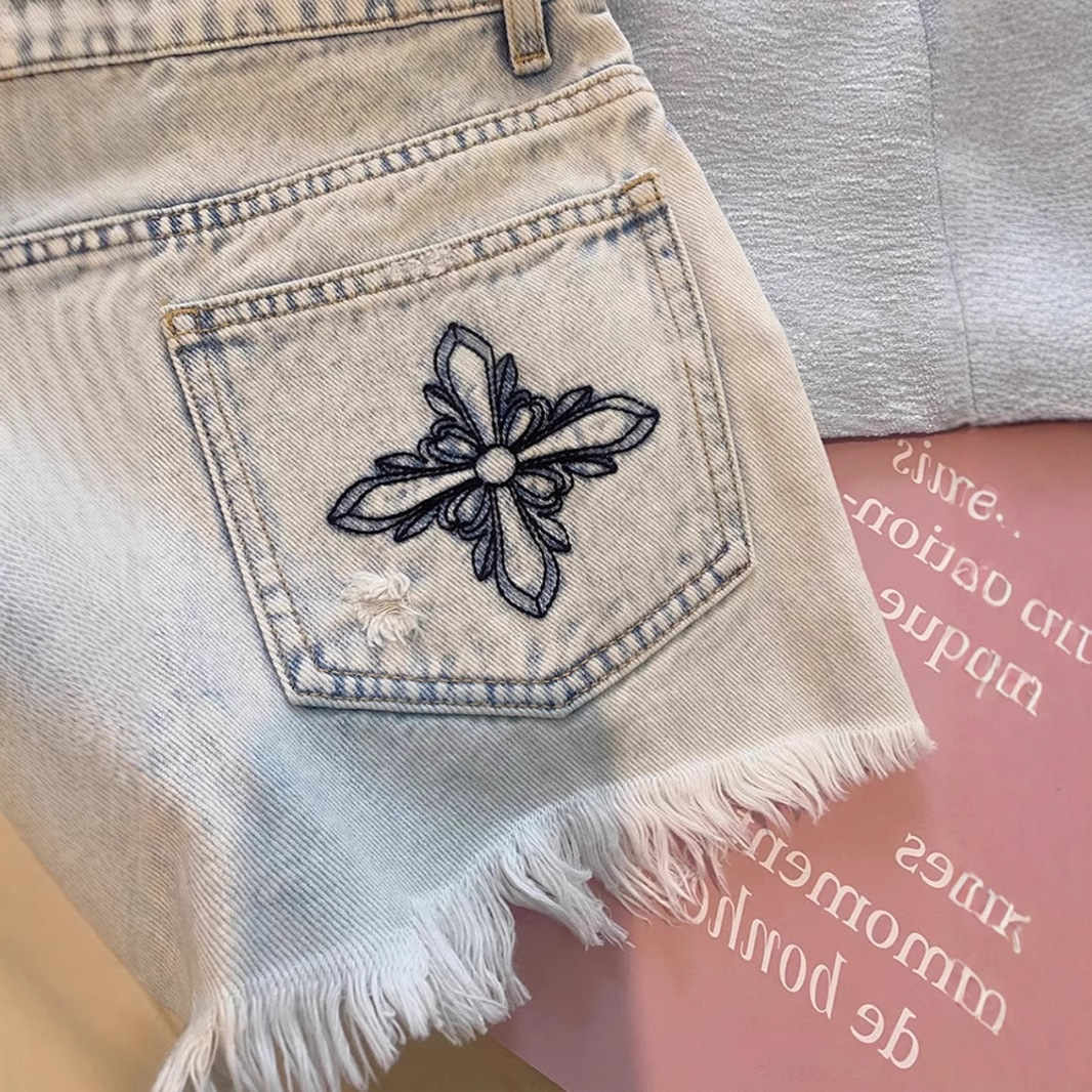 2026 Summer Vintage Washed Emb - Shorts Denim Frayed review and price